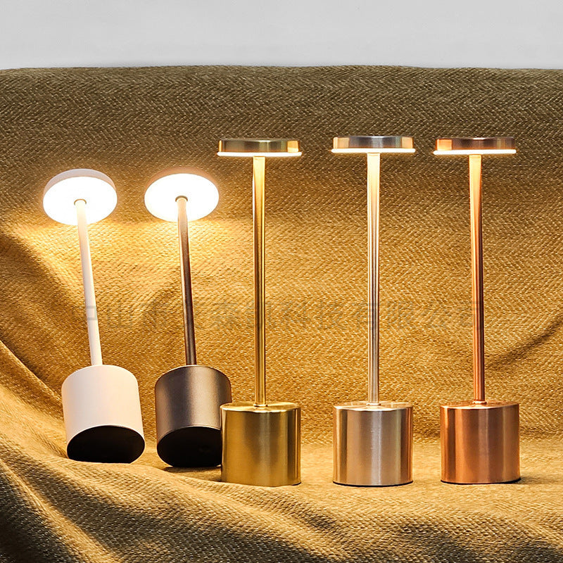 Lámpara LED recargable de sobremesa elegante